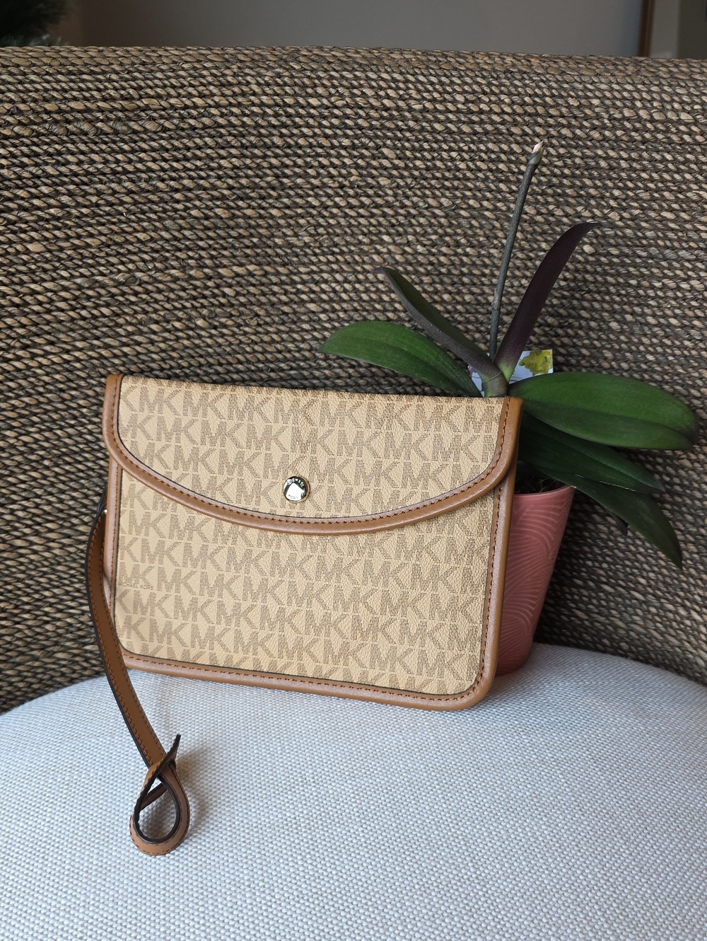 Michael Kors Beige Tan Signature Wristlet Clutch with Gold Hardware